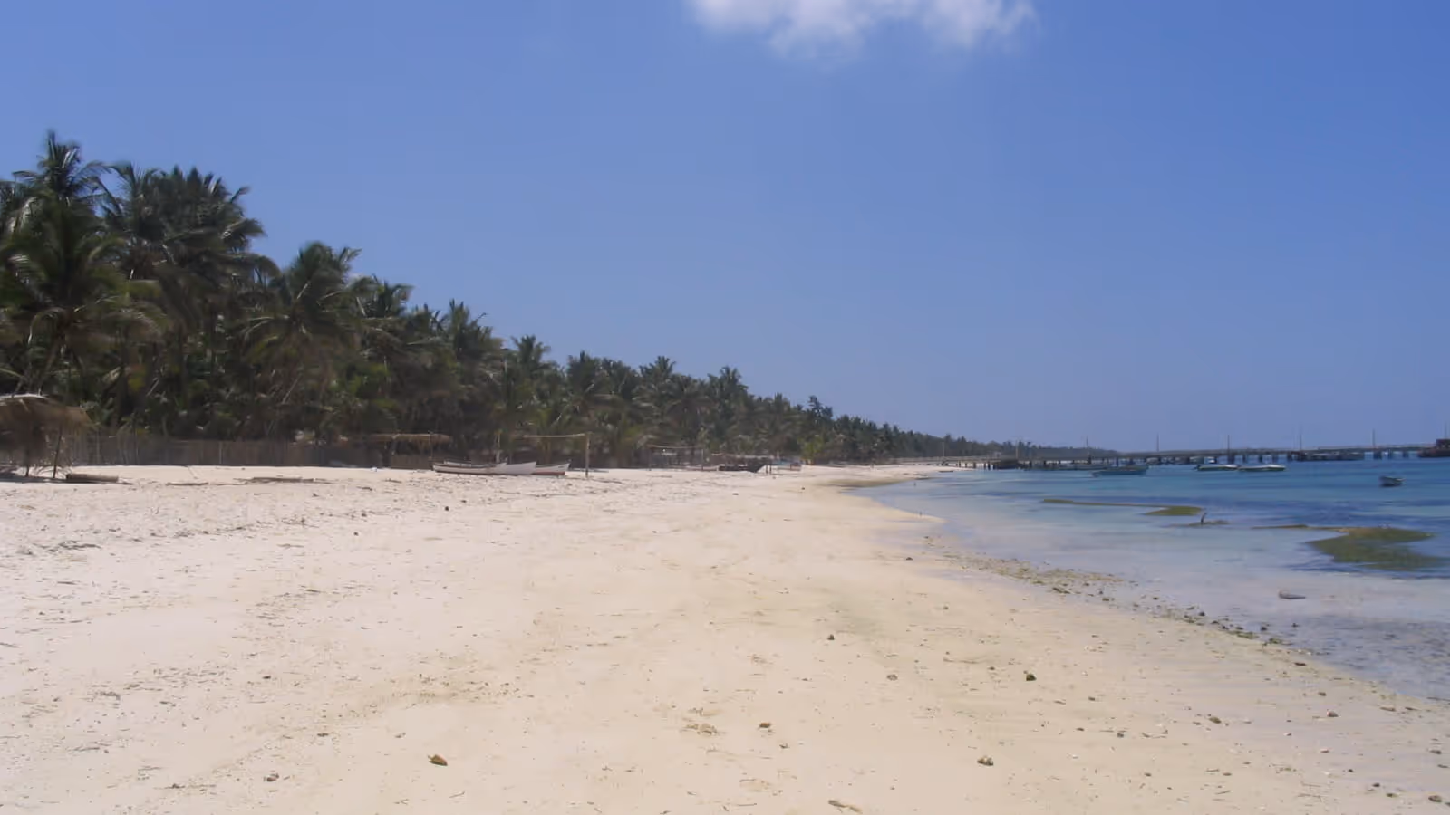 Beach at Kavaratti, Lakshadweep
